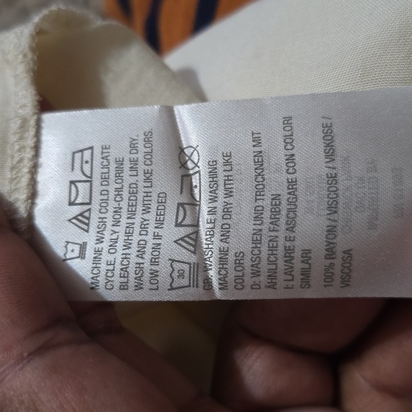 Haute Hippie Button Front Dress with Belted TieWaist 2 pocket Dress Large Rayon - Picture 13 of 14